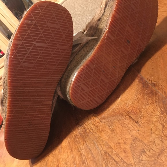 Leather Winter Boots with deer hair - 10 - Picture 4 of 5